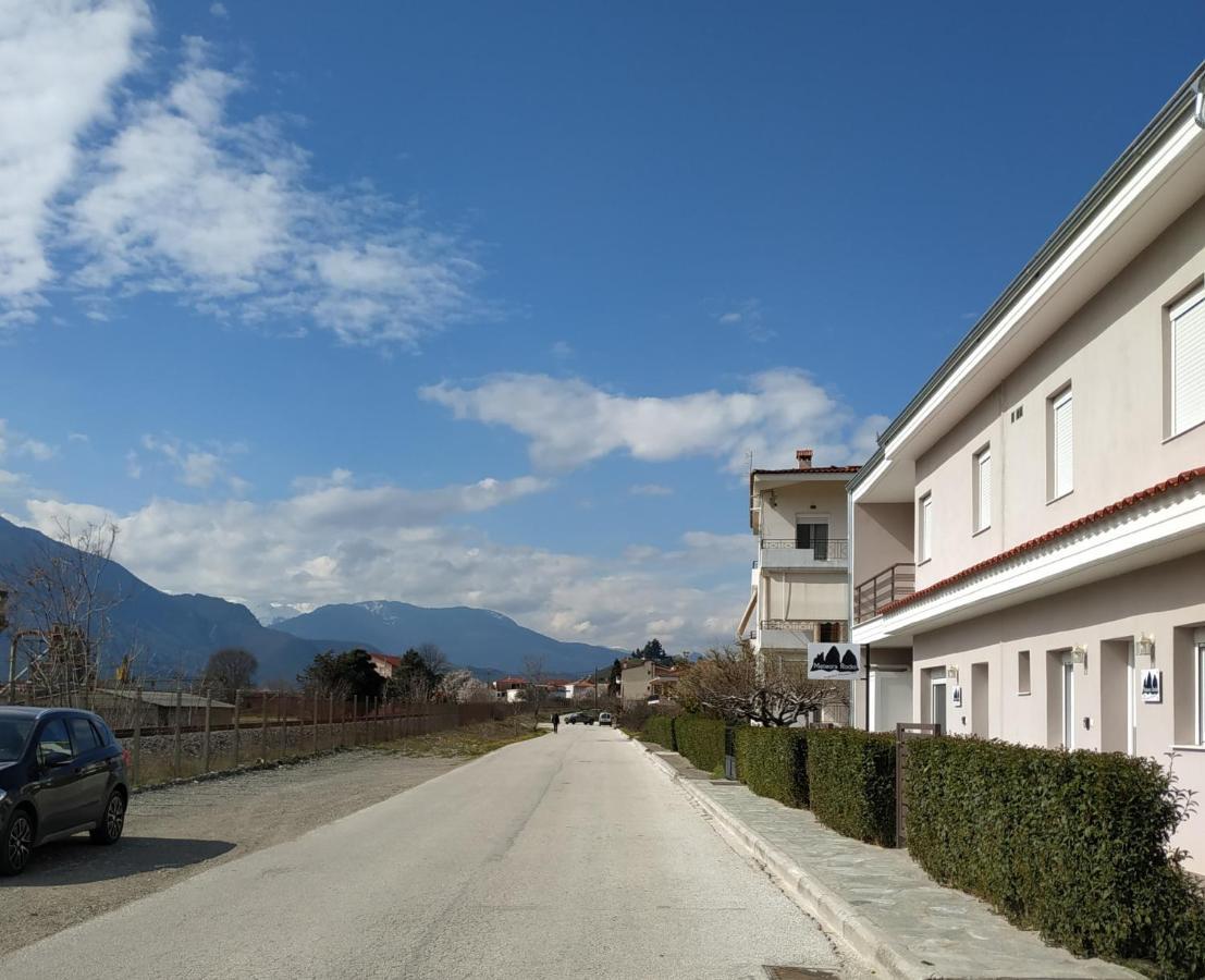Meteora Rocks Apartment 2 卡兰巴卡 客房 照片