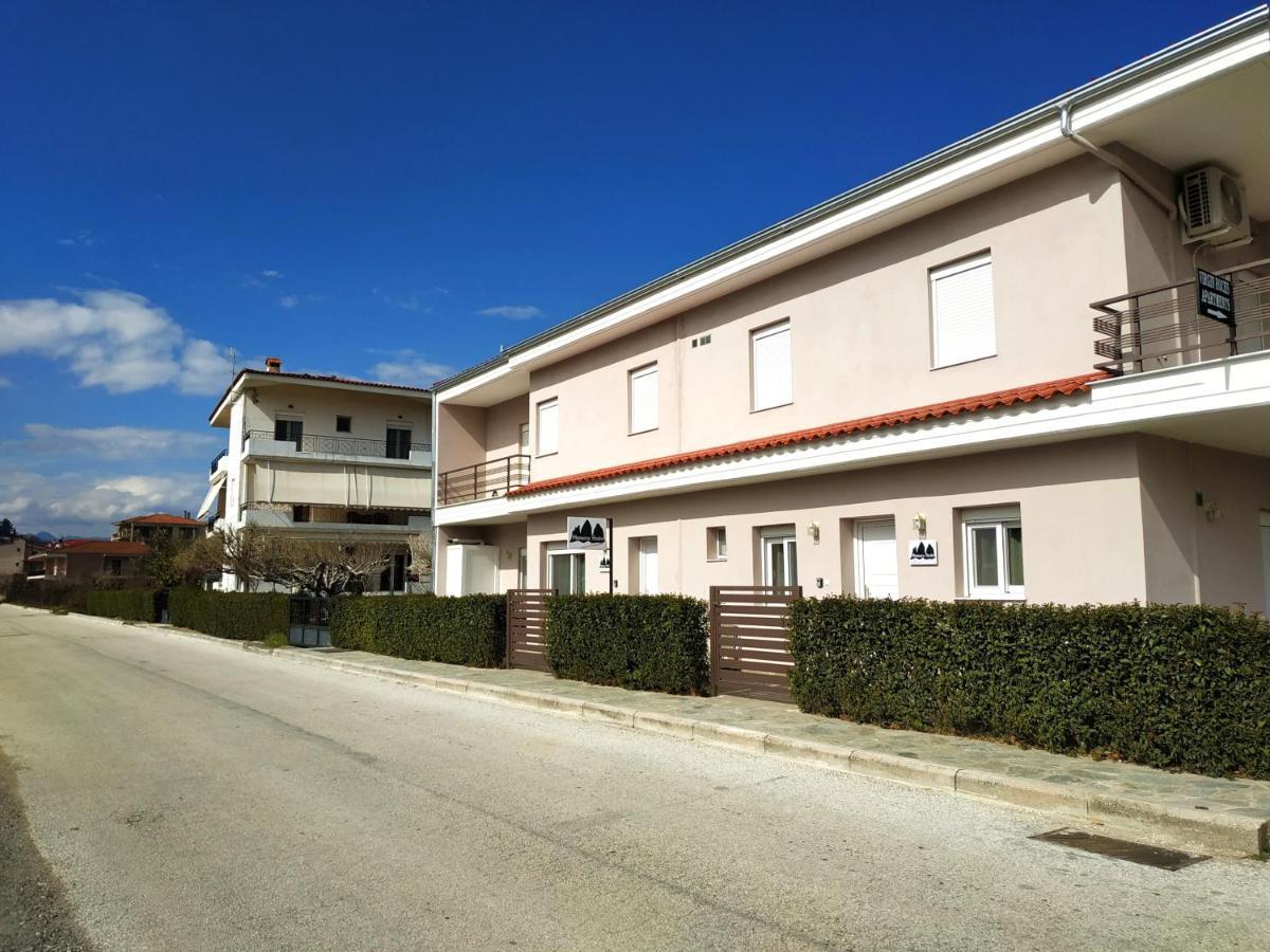 Meteora Rocks Apartment 2 卡兰巴卡 客房 照片